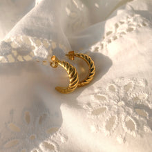 Load image into Gallery viewer, Croissant Earrings