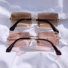 Load image into Gallery viewer, Bella Sunglasses Mauve
