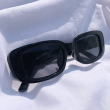 Load image into Gallery viewer, Raven Sunglasses Black
