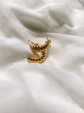 Load image into Gallery viewer, Croissant Earrings
