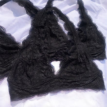Load image into Gallery viewer, Lace Bralette Black
