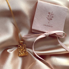 Load image into Gallery viewer, Leano Dragon Necklace
