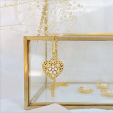 Load image into Gallery viewer, Heart of Gold Necklace
