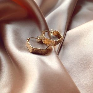 Olivia Hoops